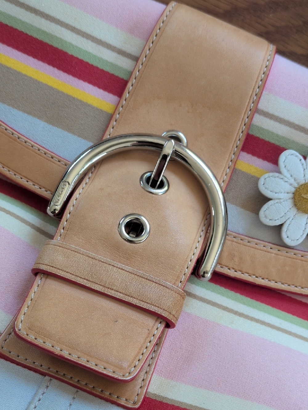 ✨vintage Coach Soho Hampton satchel multicolor striped canvas And Tan Leather - Picture 3 of 13